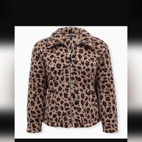 Torrid faux fur jacket, Sherpa leopard print, Plus size 1x - Picture 2 of 12